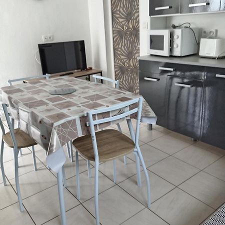 דירות Cozes Location Saisonniere מראה חיצוני תמונה
